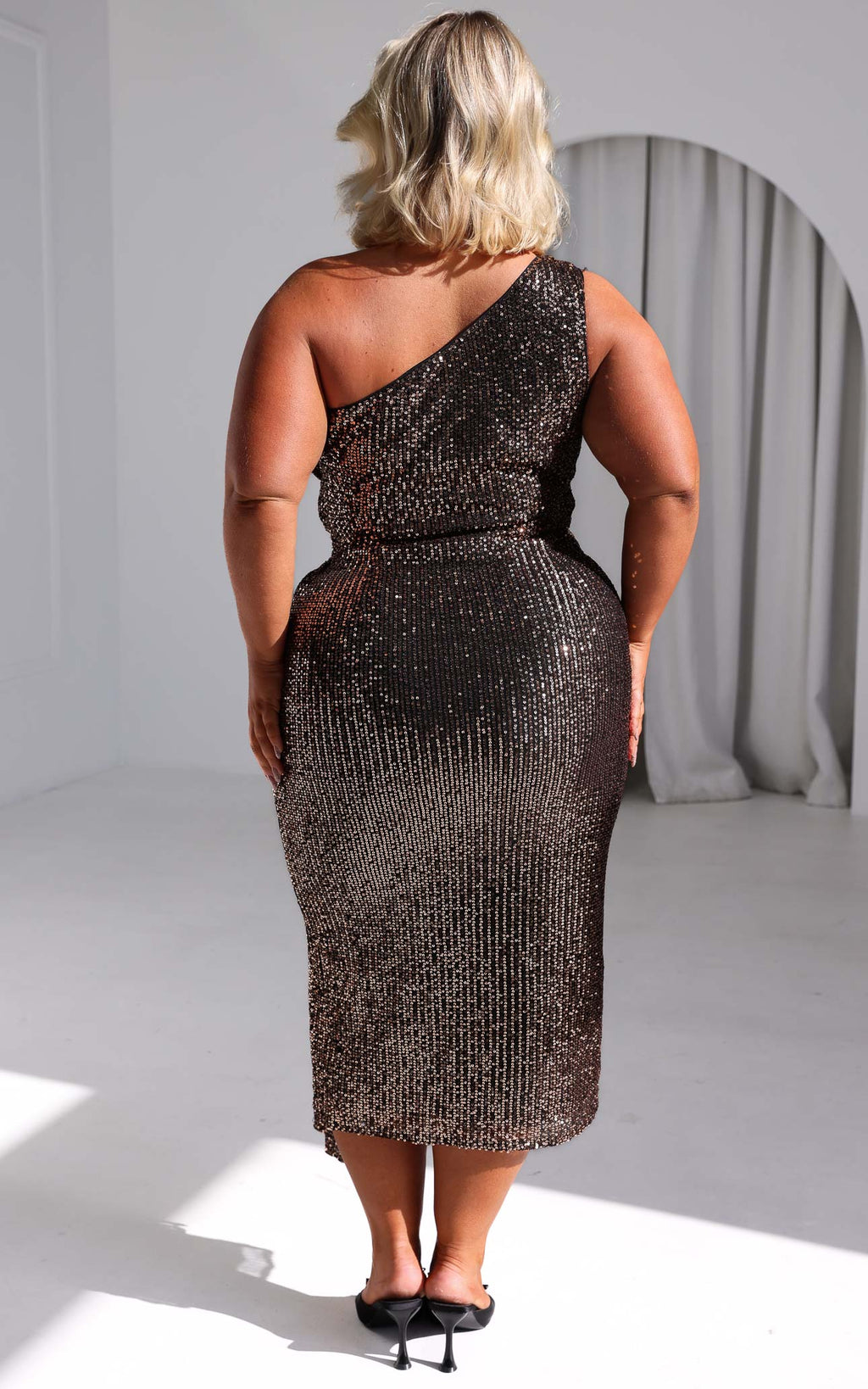 Alejandro Sequin Midi Dress - Bronze Black