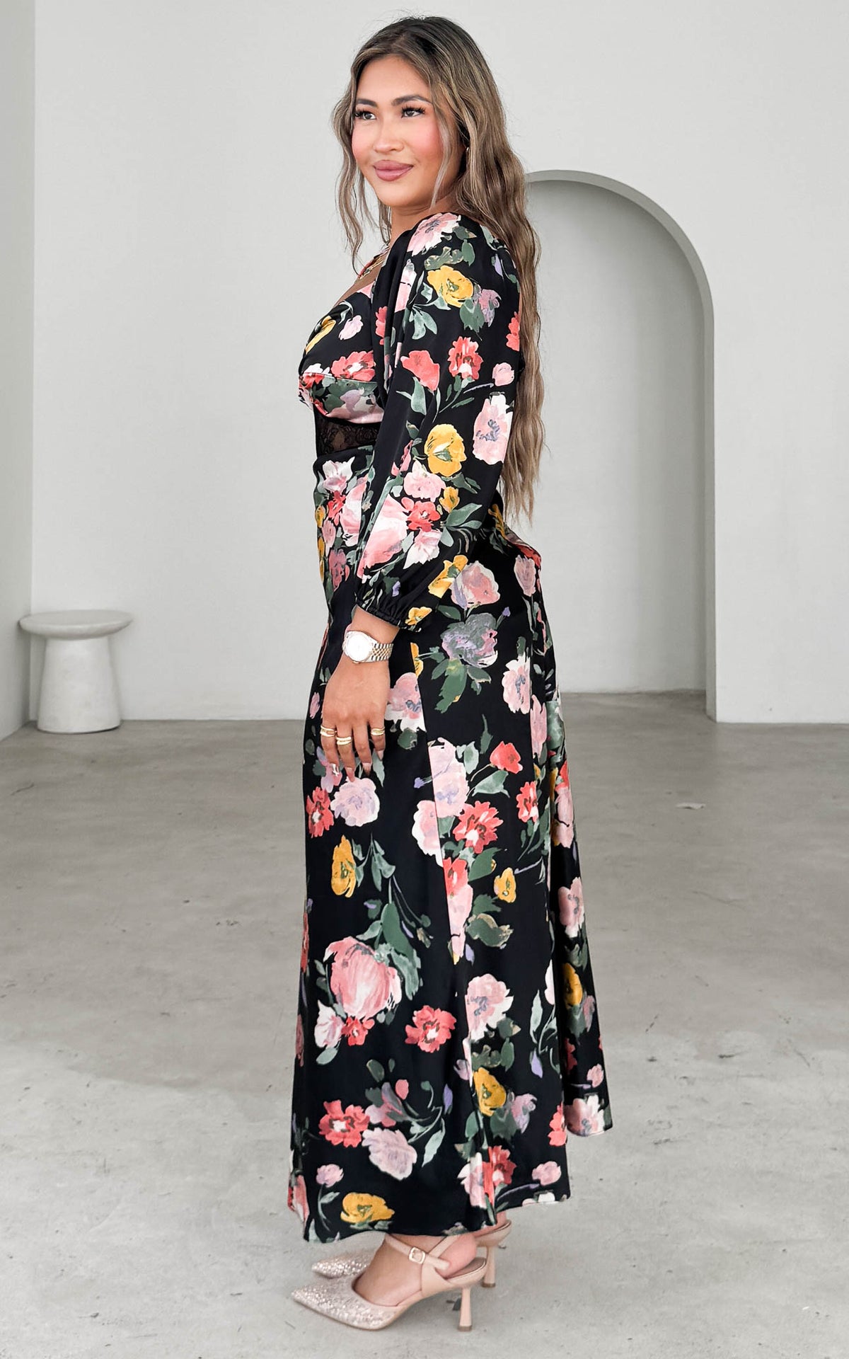 Alessia Maxi Dress - Black Floral