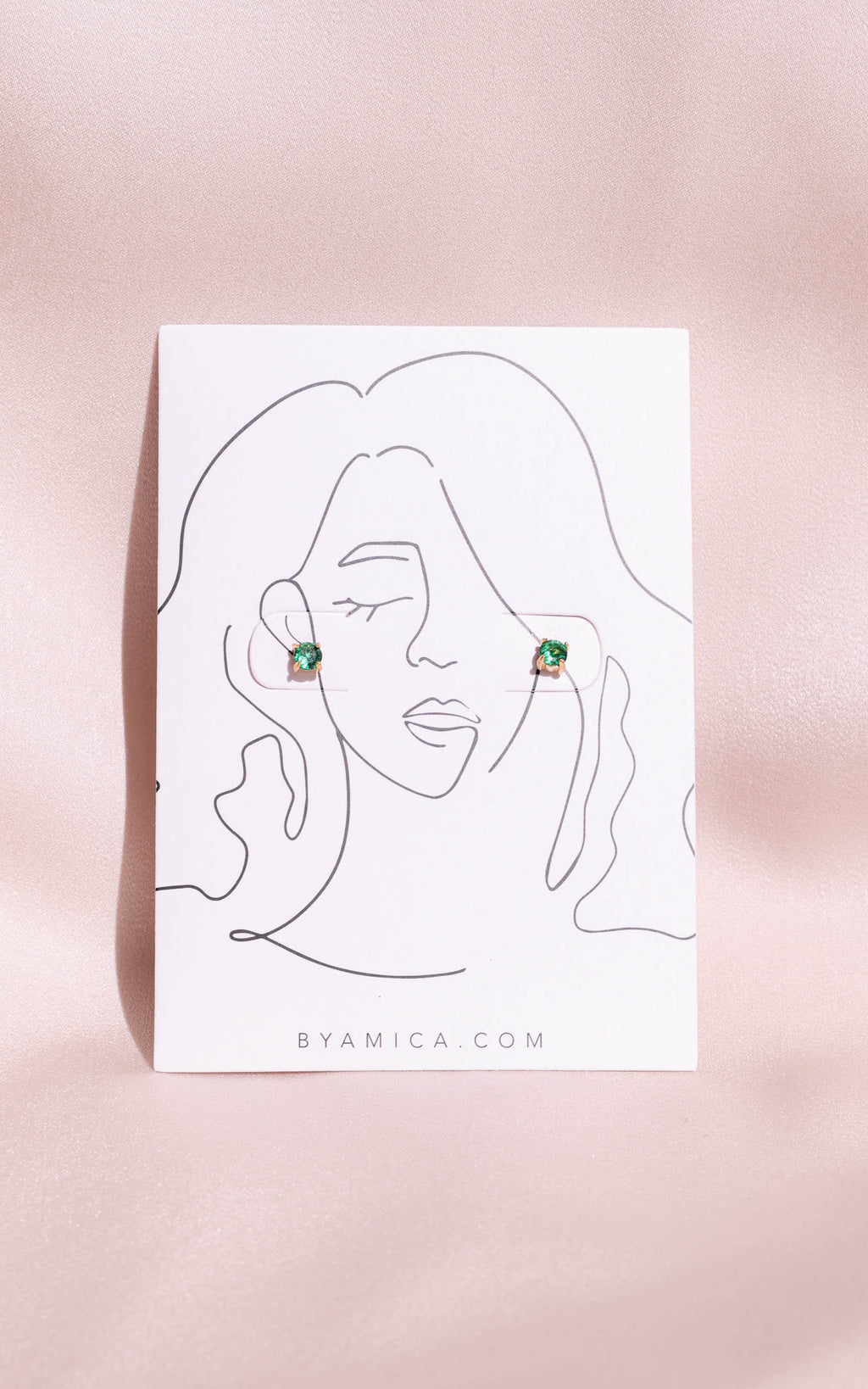 Arnu Dainty Stud Earrings - Green Circle