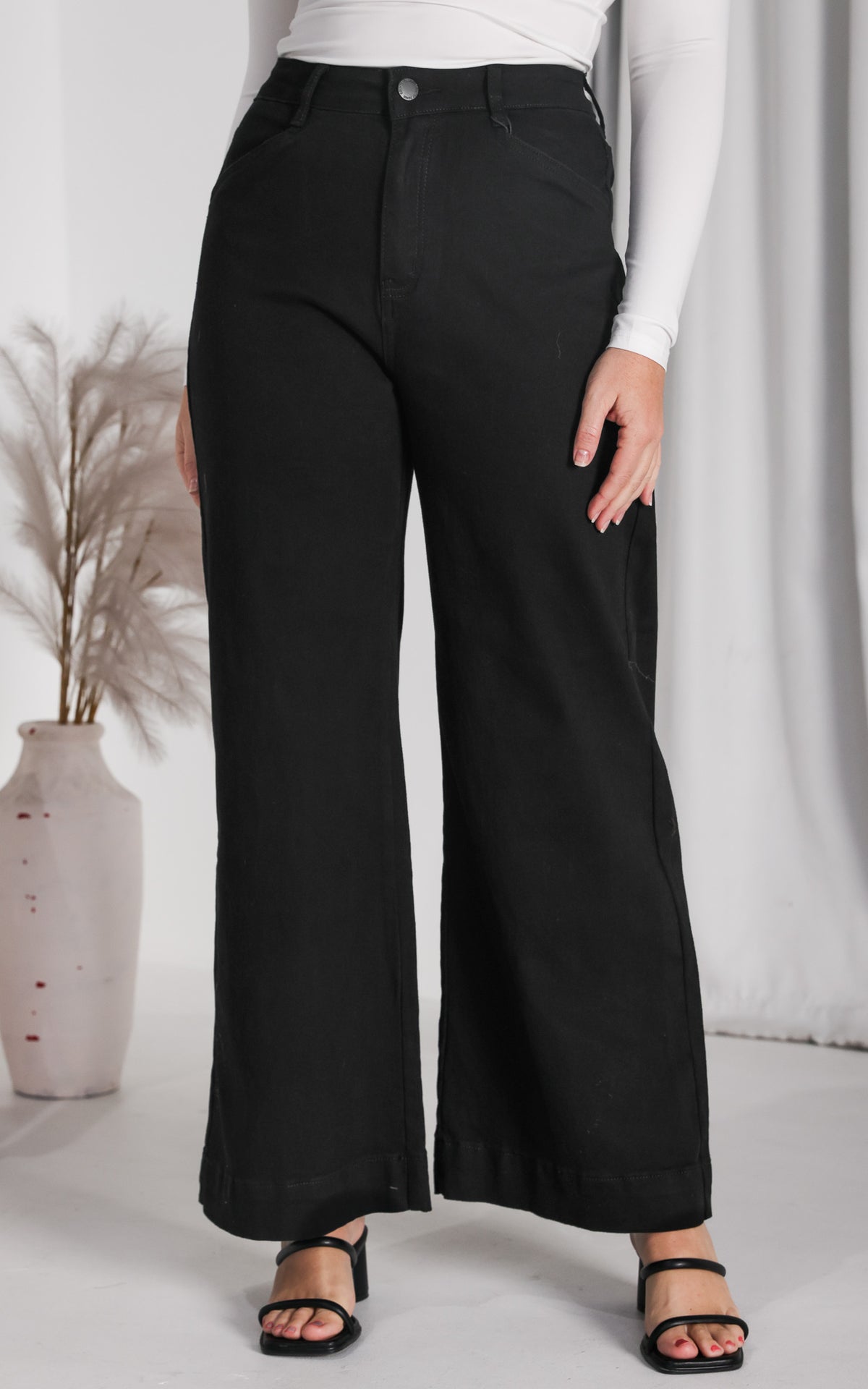 Barnes Jeans - Black