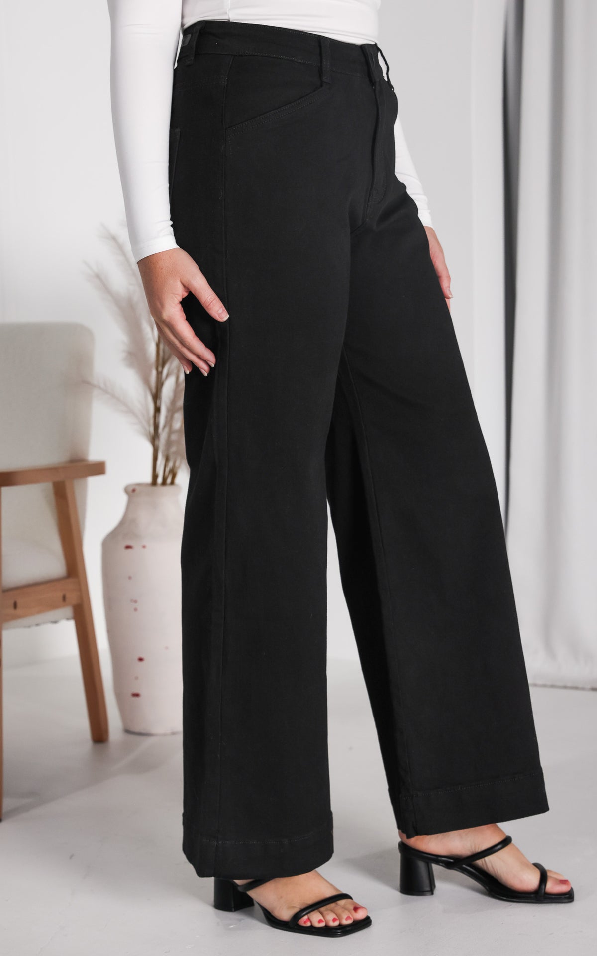 Barnes Jeans - Black