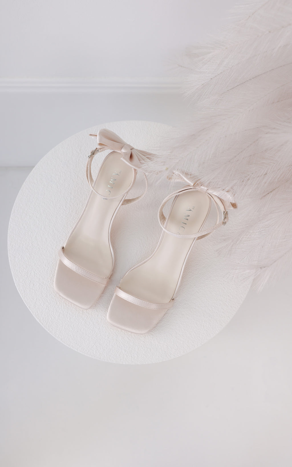 Boey Heels - Bone Bow