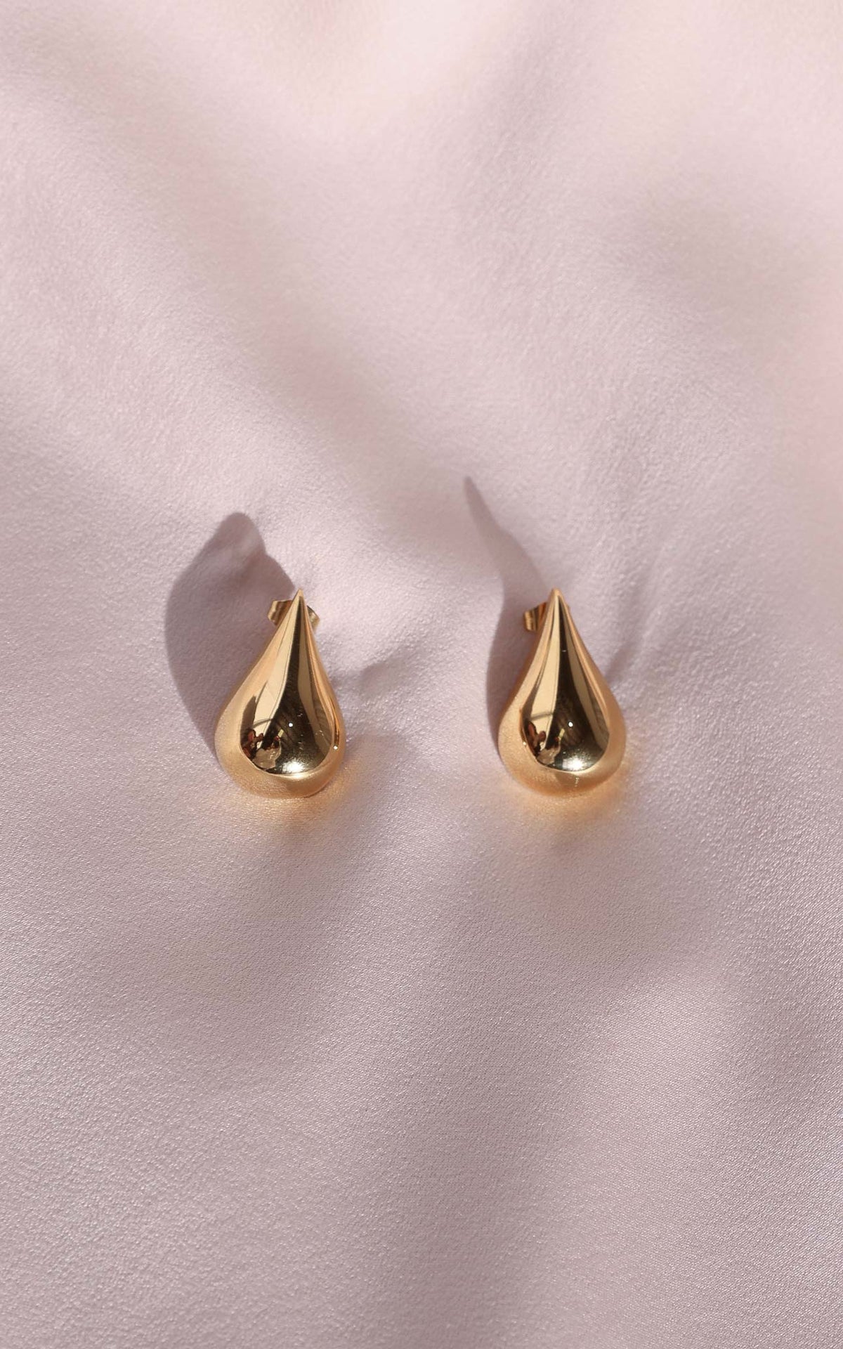 Baye Stud Earrings - Gold Teardrop