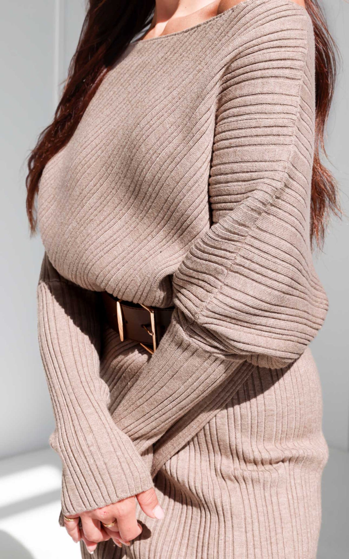 Calandra Two Piece Knit Set With Belt - Beige Brown Marle