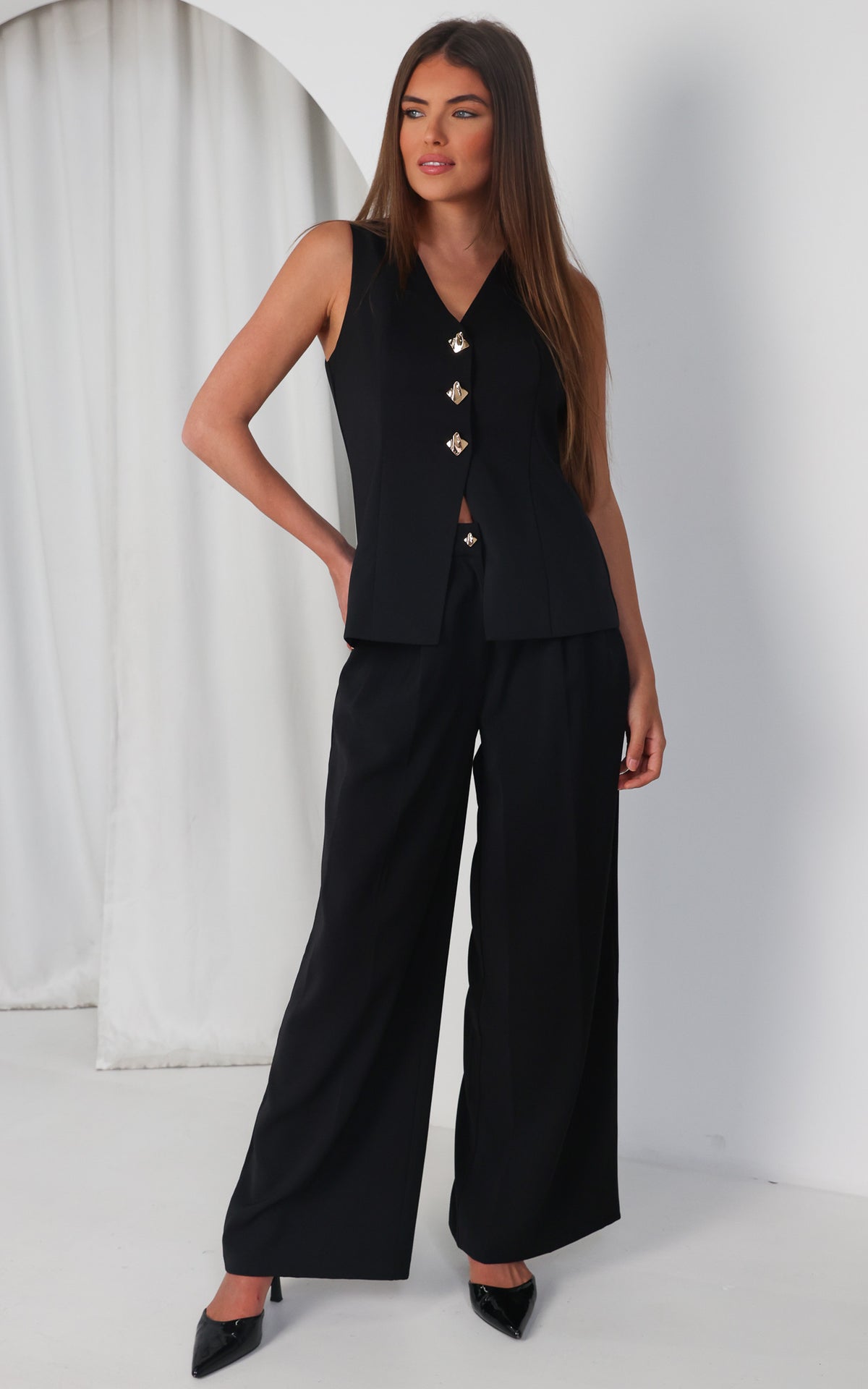 Carson Vest Top - Black