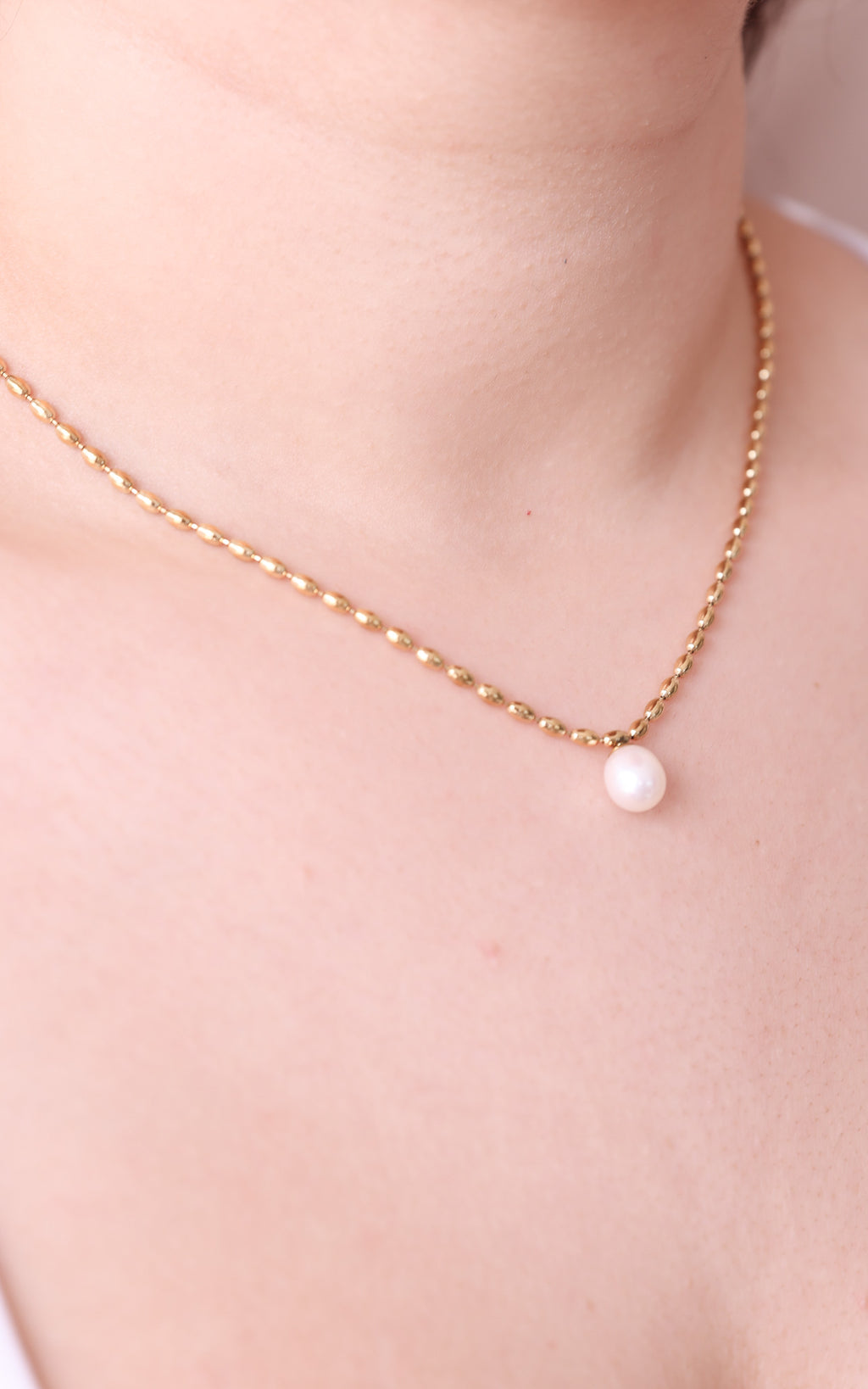 Dorian Necklace - Gold Pearl Charm