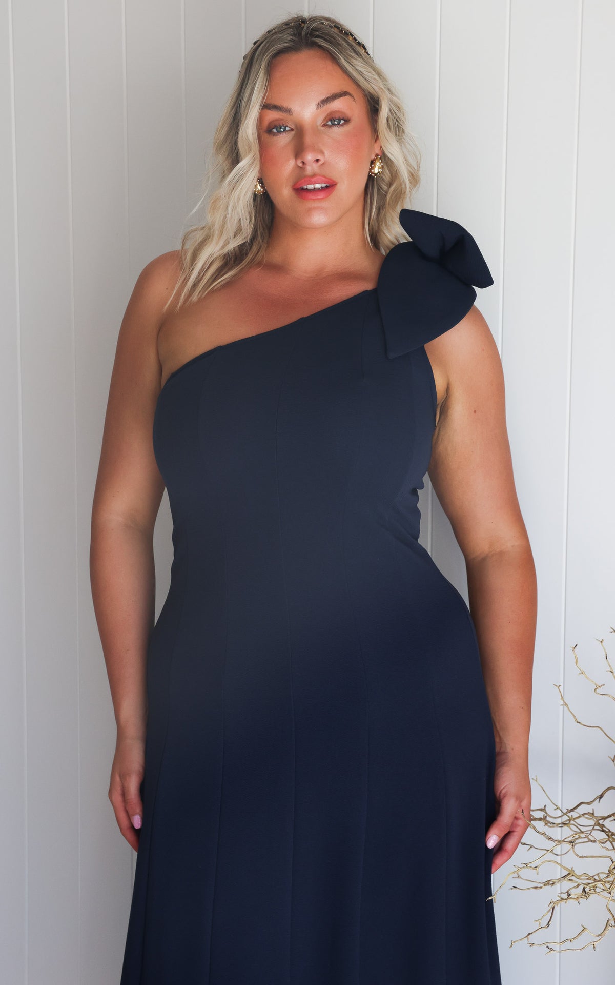 Finlee Bow Maxi Dress - Navy Black