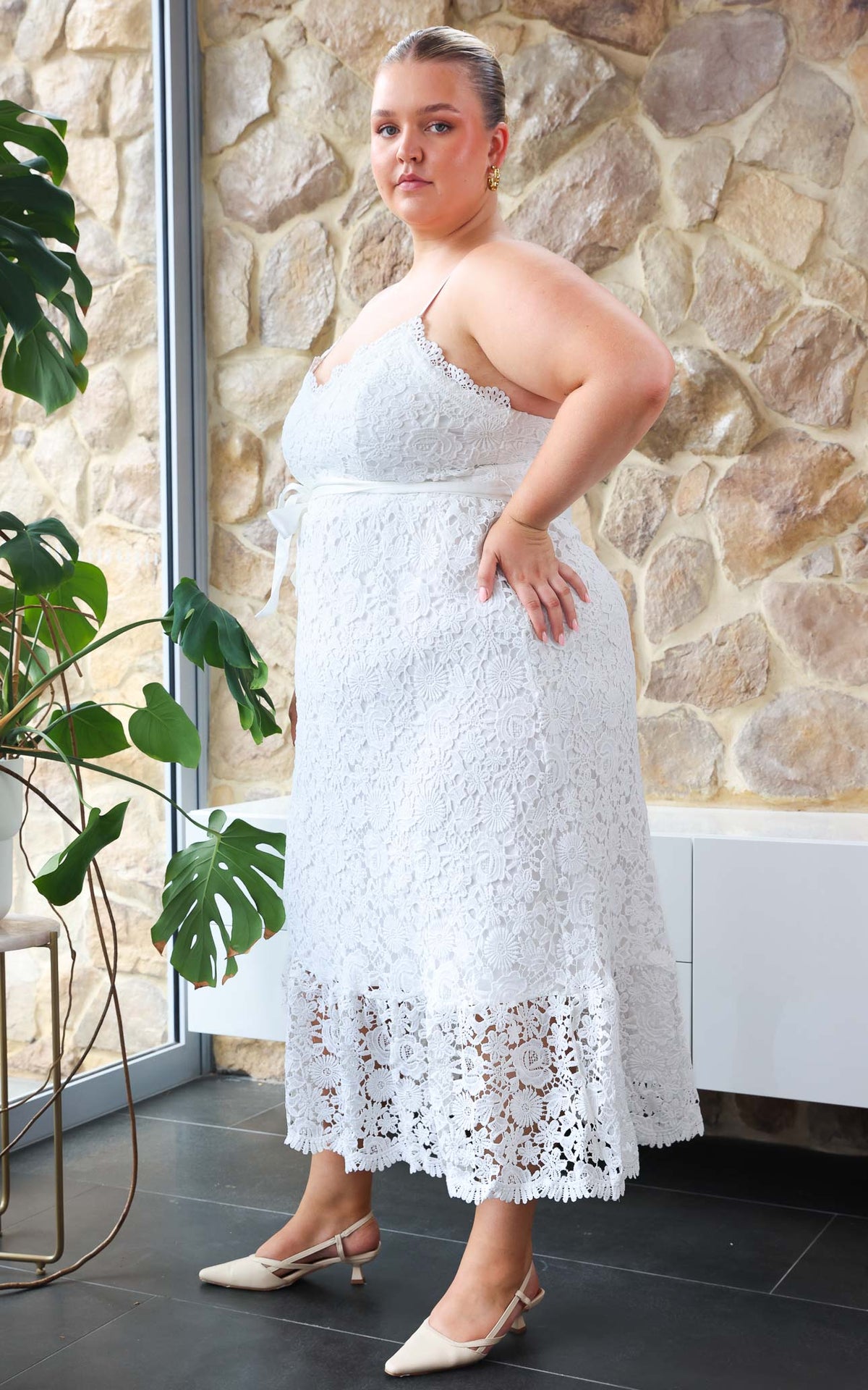 Fleur Lace Midi Dress - White