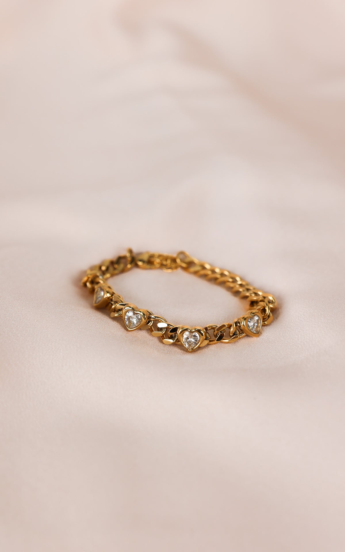 Heartful Bracelet - Gold Heart Diamante
