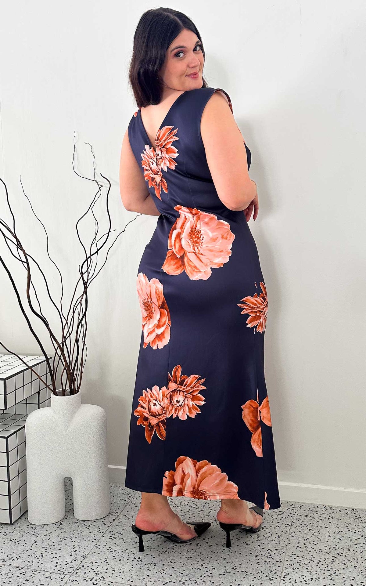 Hivita Maxi Dress - Navy Peach Floral