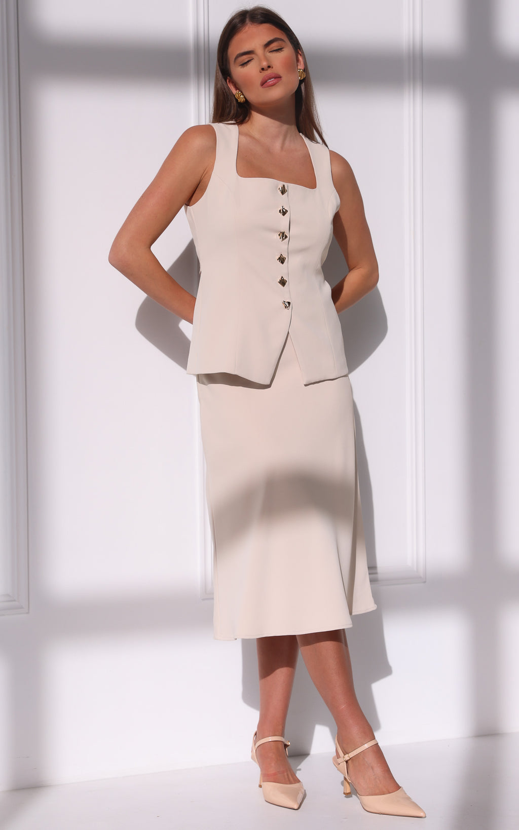 Inez Vest Top - Beige