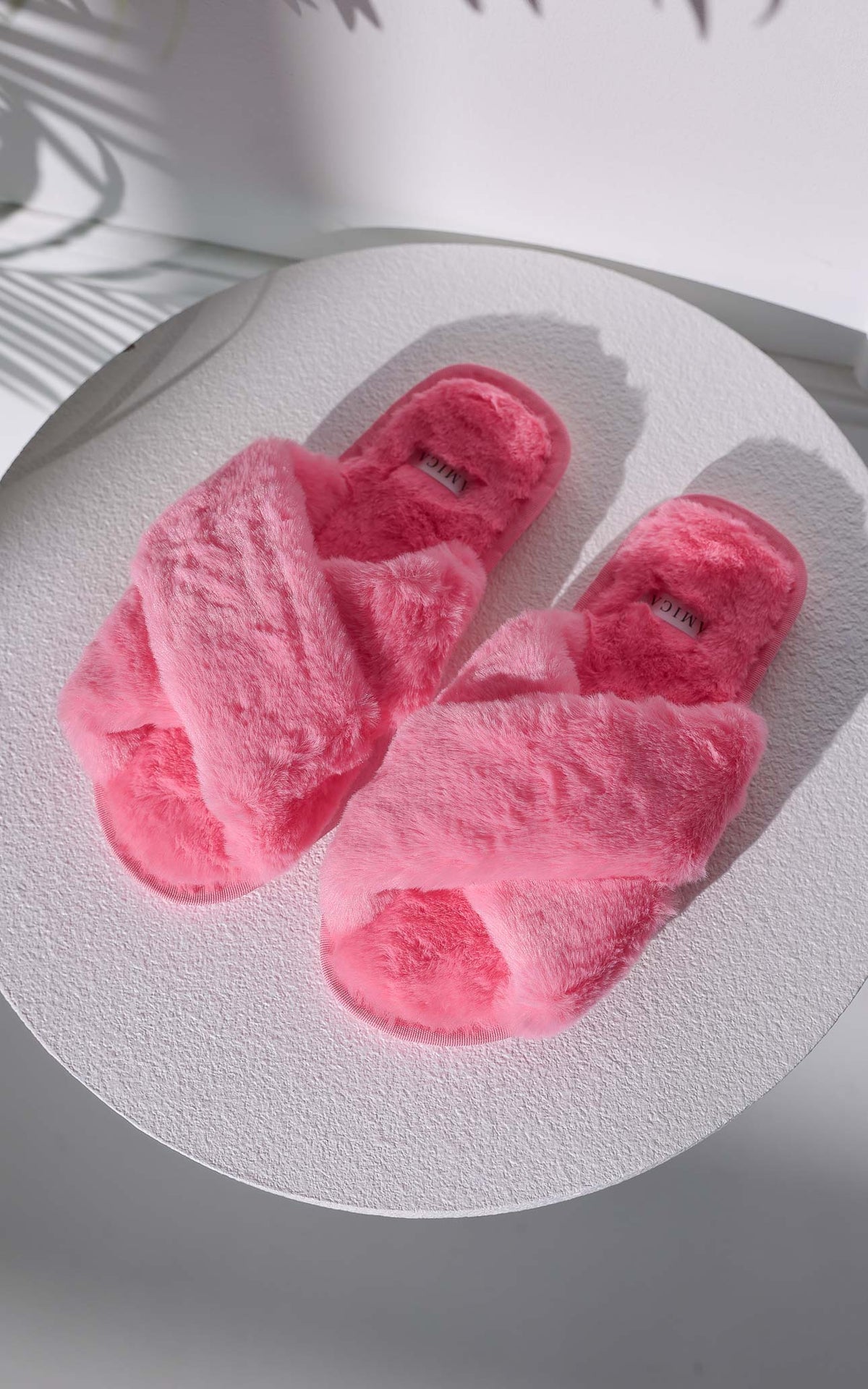 Walk To You Cross Slippers - Pink