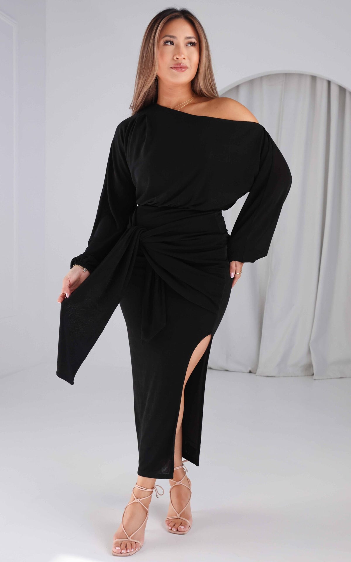 Kobe Long Sleeve Midi Dress - Black Sheen