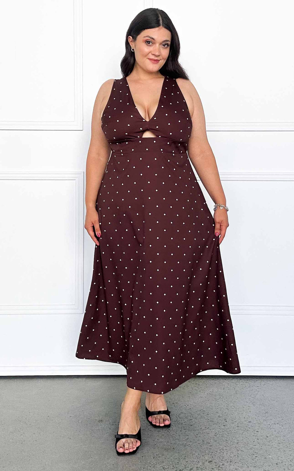 Liora Sleeveless Maxi Dress - Chocolate Brown Cream Diamond