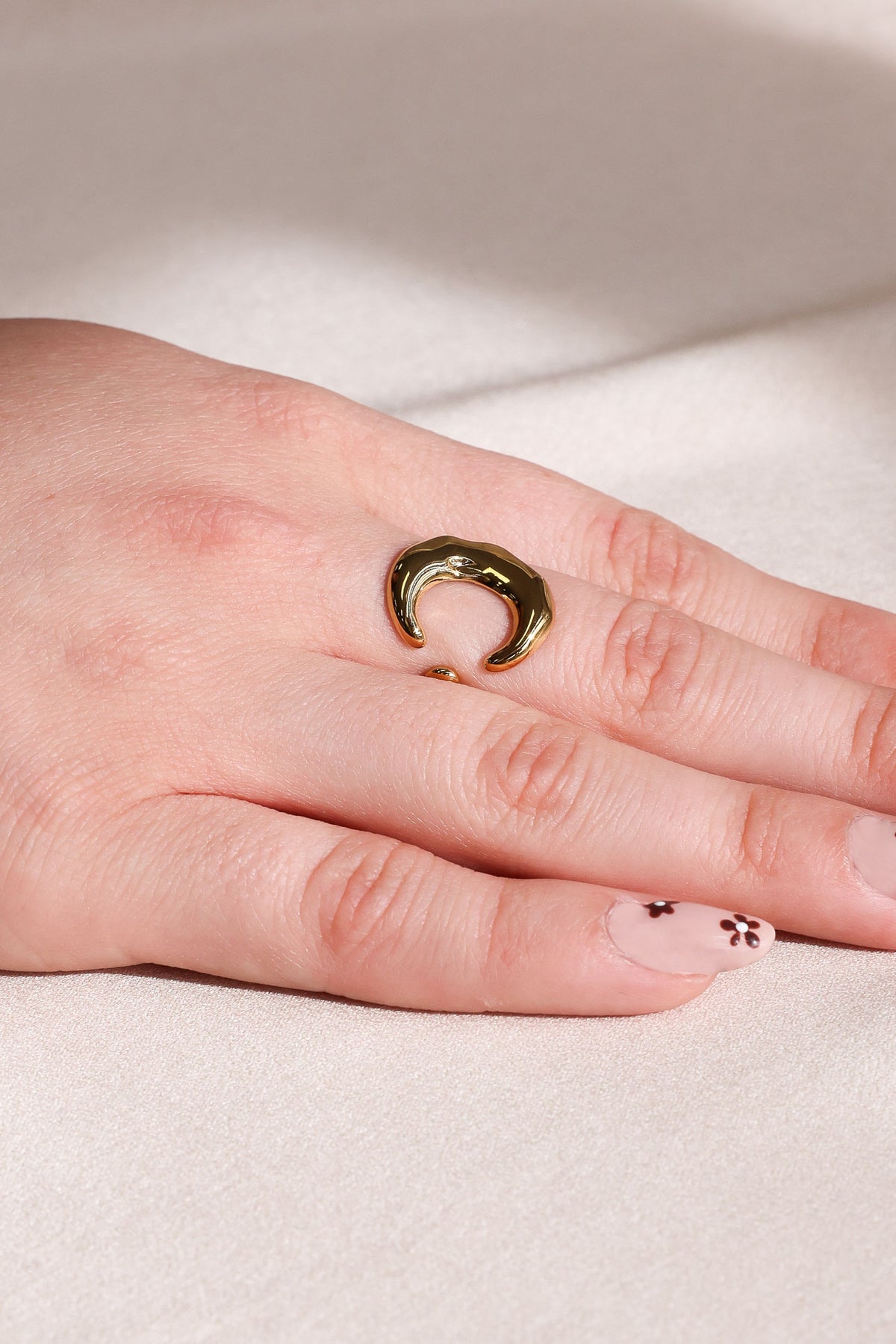 Moonbeam Ring - Gold Moon