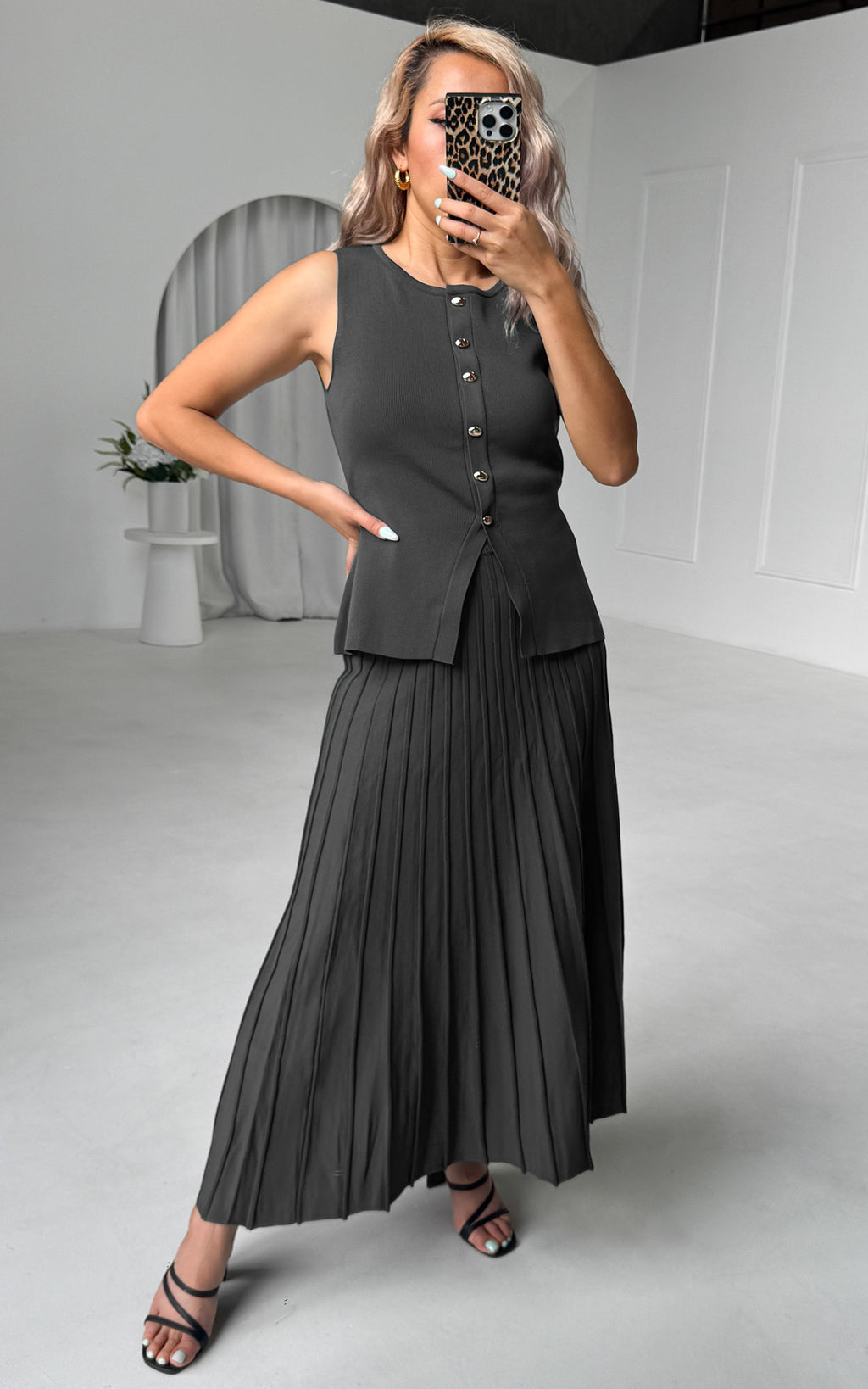 Reuben Knit Midi Skirt - Black