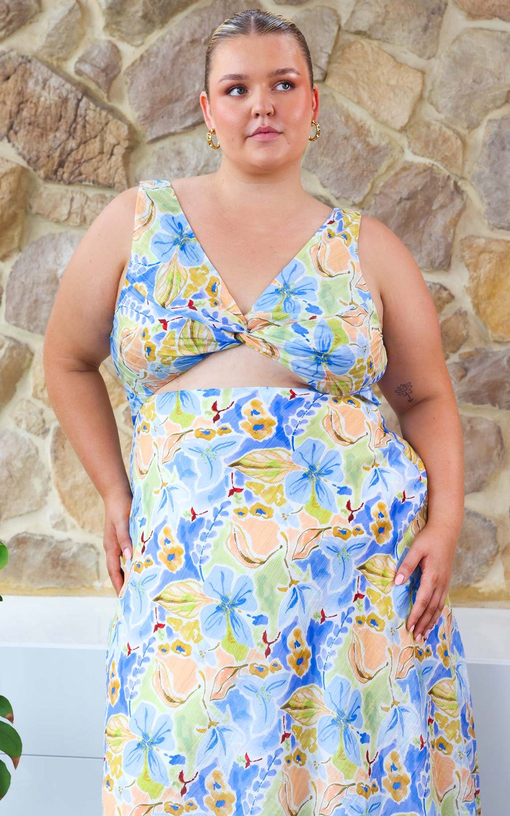Shelby Shirred Back Panel Maxi Dress - Blue Multi Floral