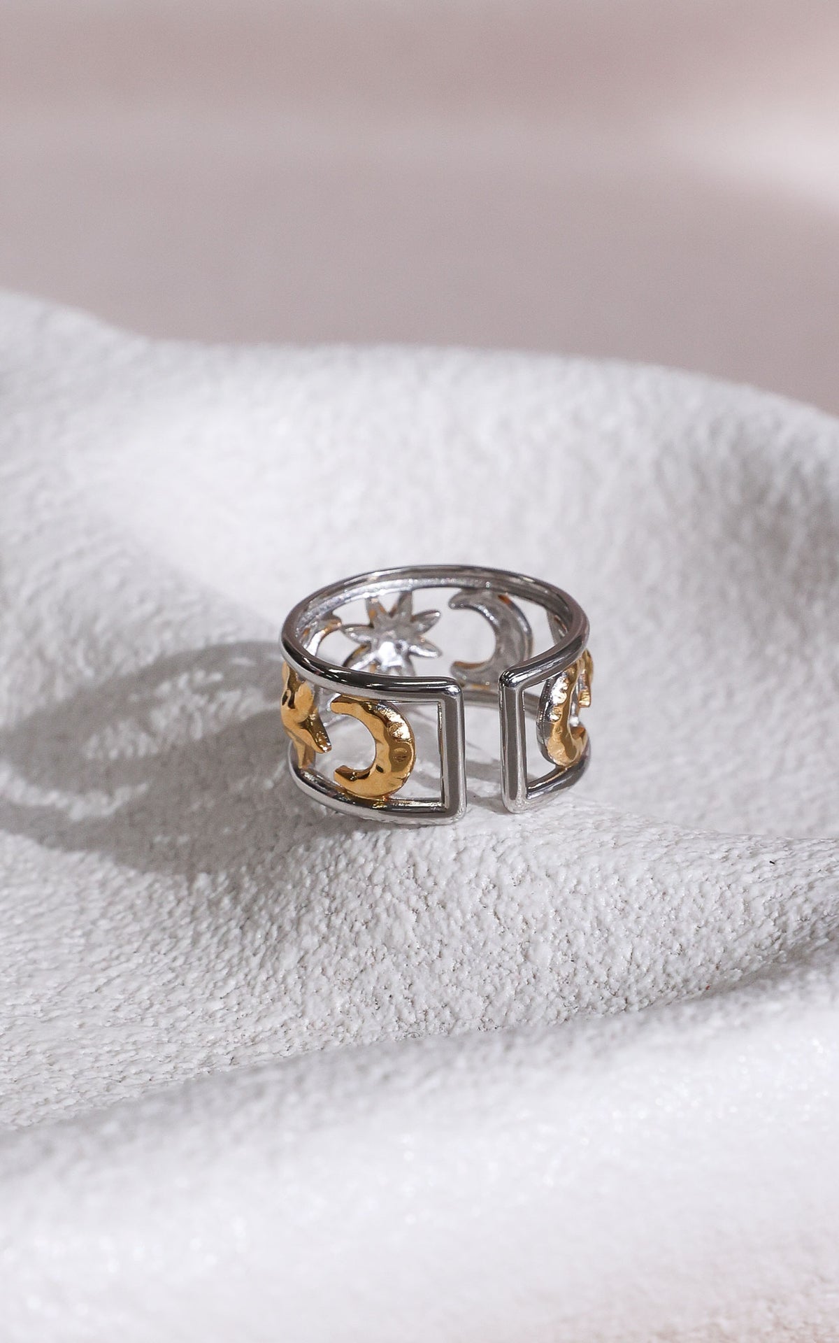 Soluna Ring - Silver Gold Celestial