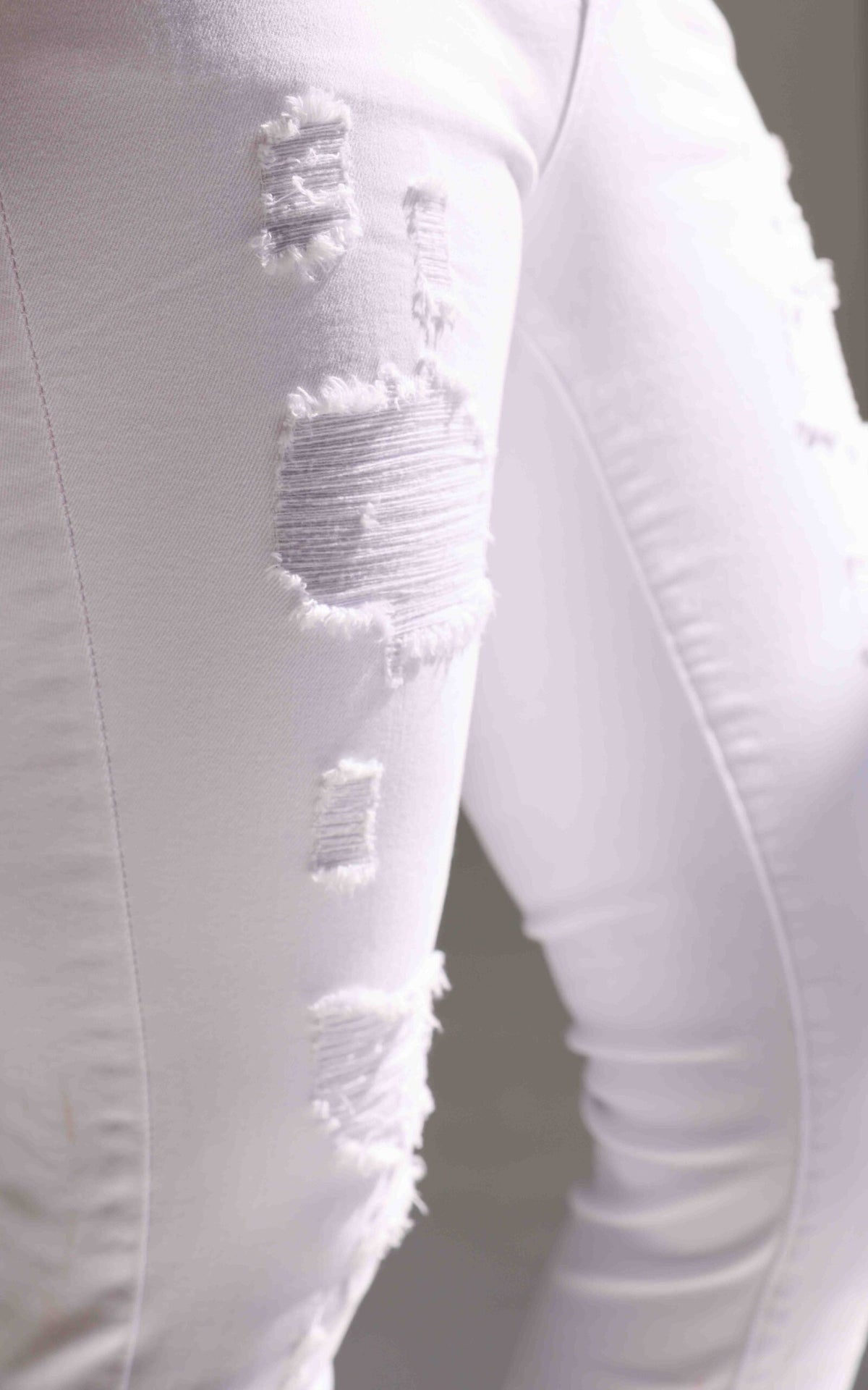 Strike Jeans - White