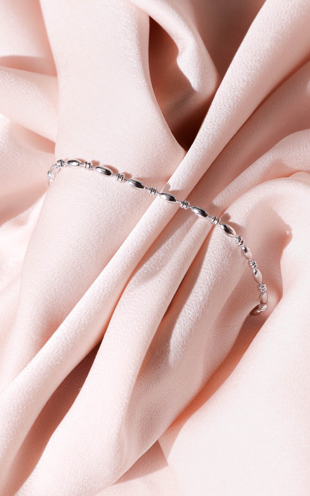 Tain Bracelet - Silver Chain Bead