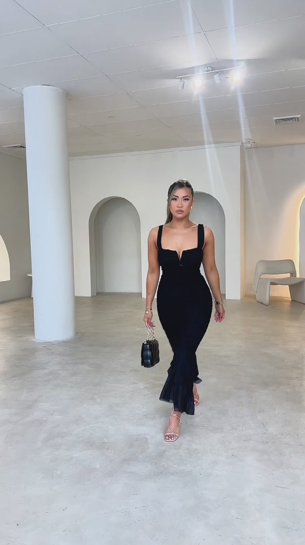 Highland Mesh Maxi Dress - Black