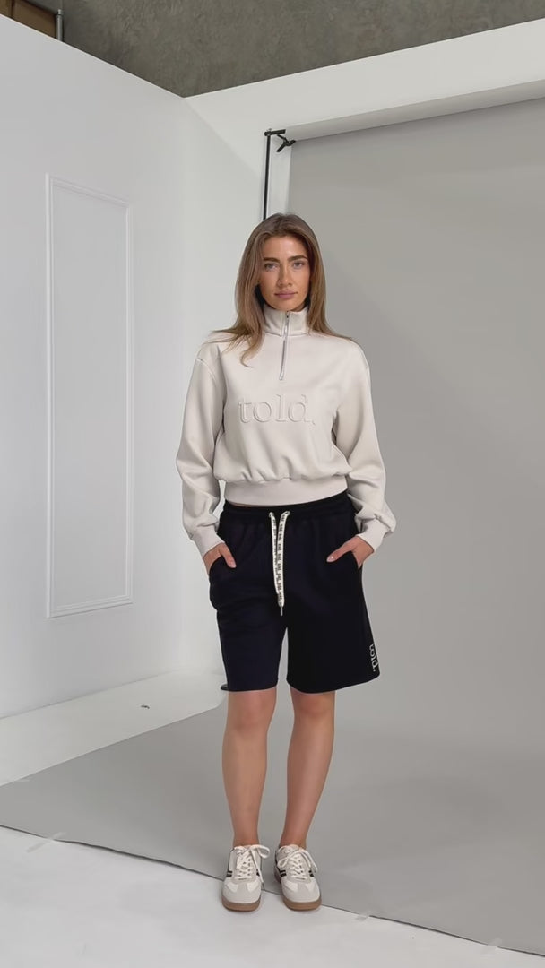 Tobi Unisex Boxy Shorts - Black
