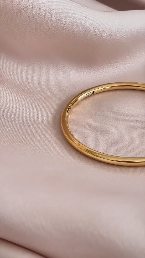 Shoda Bangle - Gold