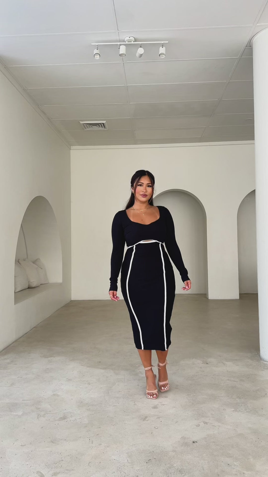 Dylan Midi Dress - Black White