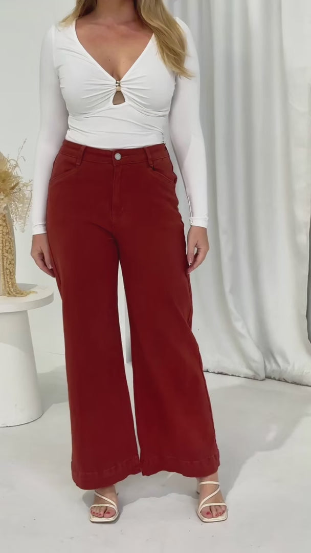 Barnes Jeans - Rust Brown