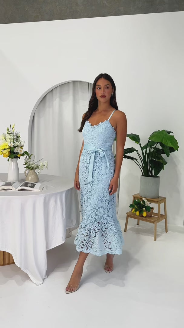 Fleur Lace Midi Dress - Baby Blue