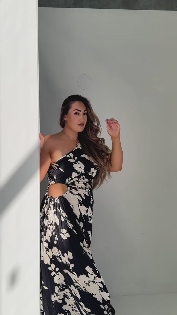 Rochelle Maxi Dress - Black Cream Floral