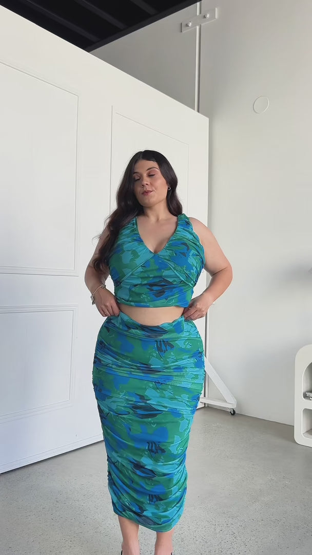 Melody Sleeveless Mesh Crop Top - Green Blue Print