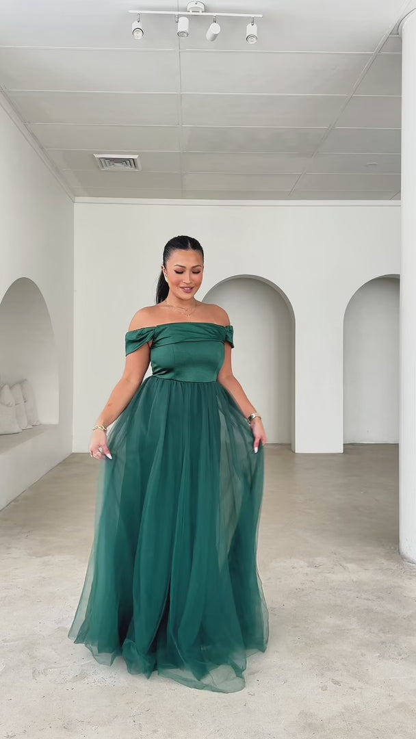 Parilio Maxi Dress - Emerald