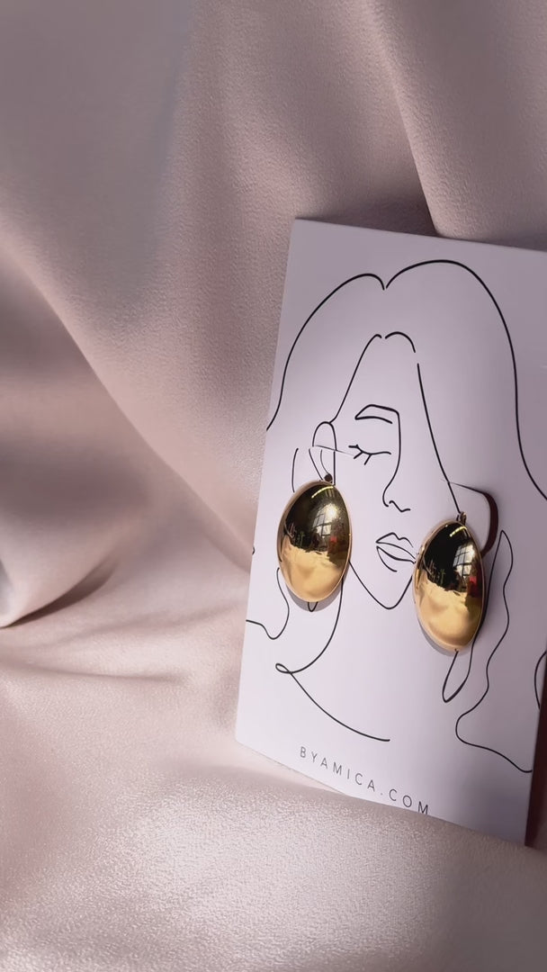 Brinda Stud Earrings - Gold Oval Dome
