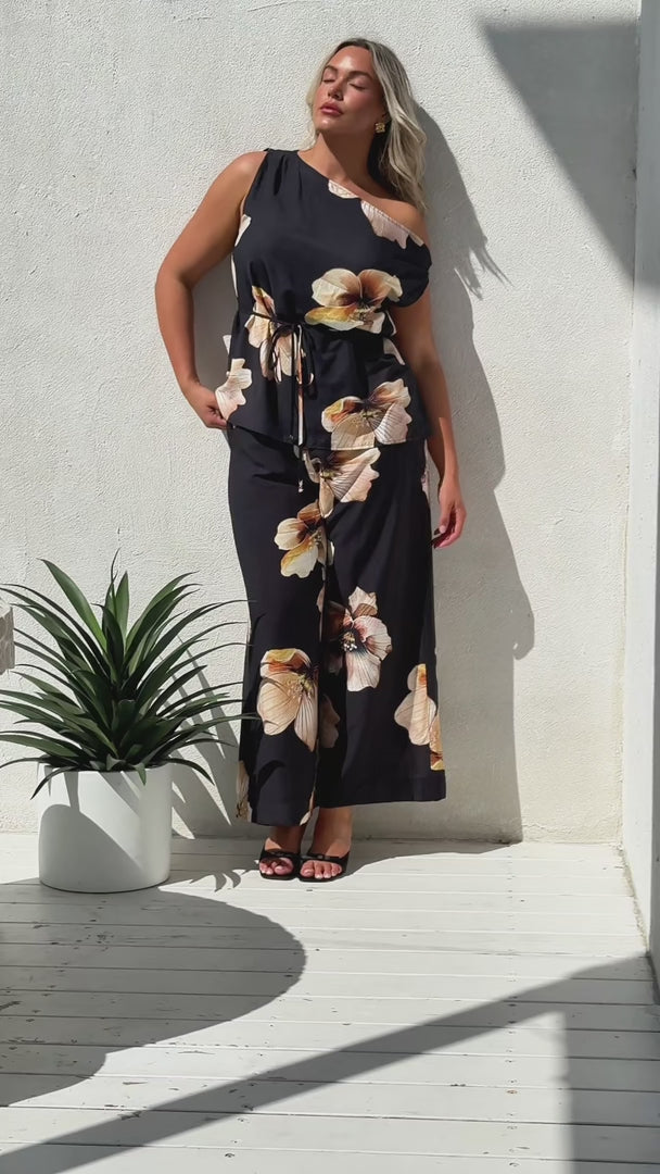Saffron Wide Leg Pants - Black Floral