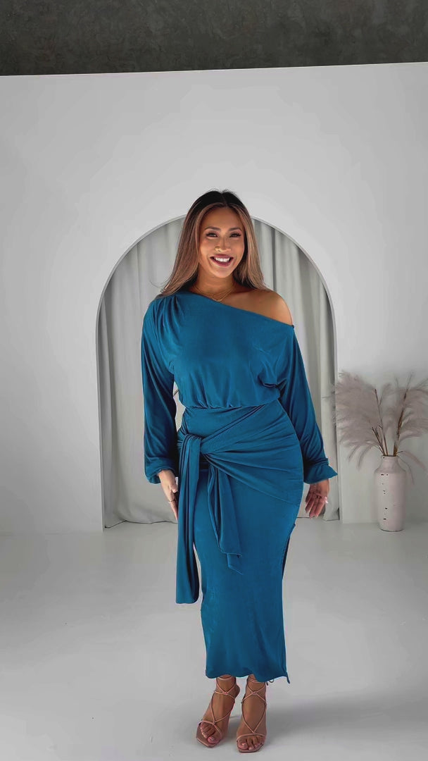 Kobe Long Sleeve Midi Dress - Teal Blue Sheen