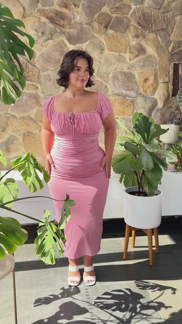 Lelanie Midi Dress - Pink