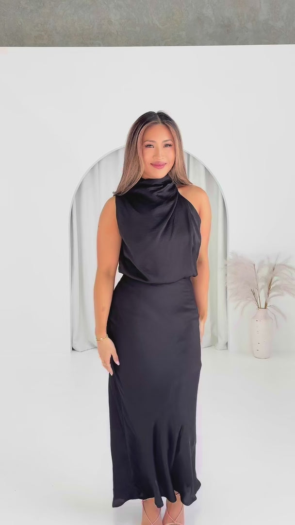 Cobero Maxi Dress - Black